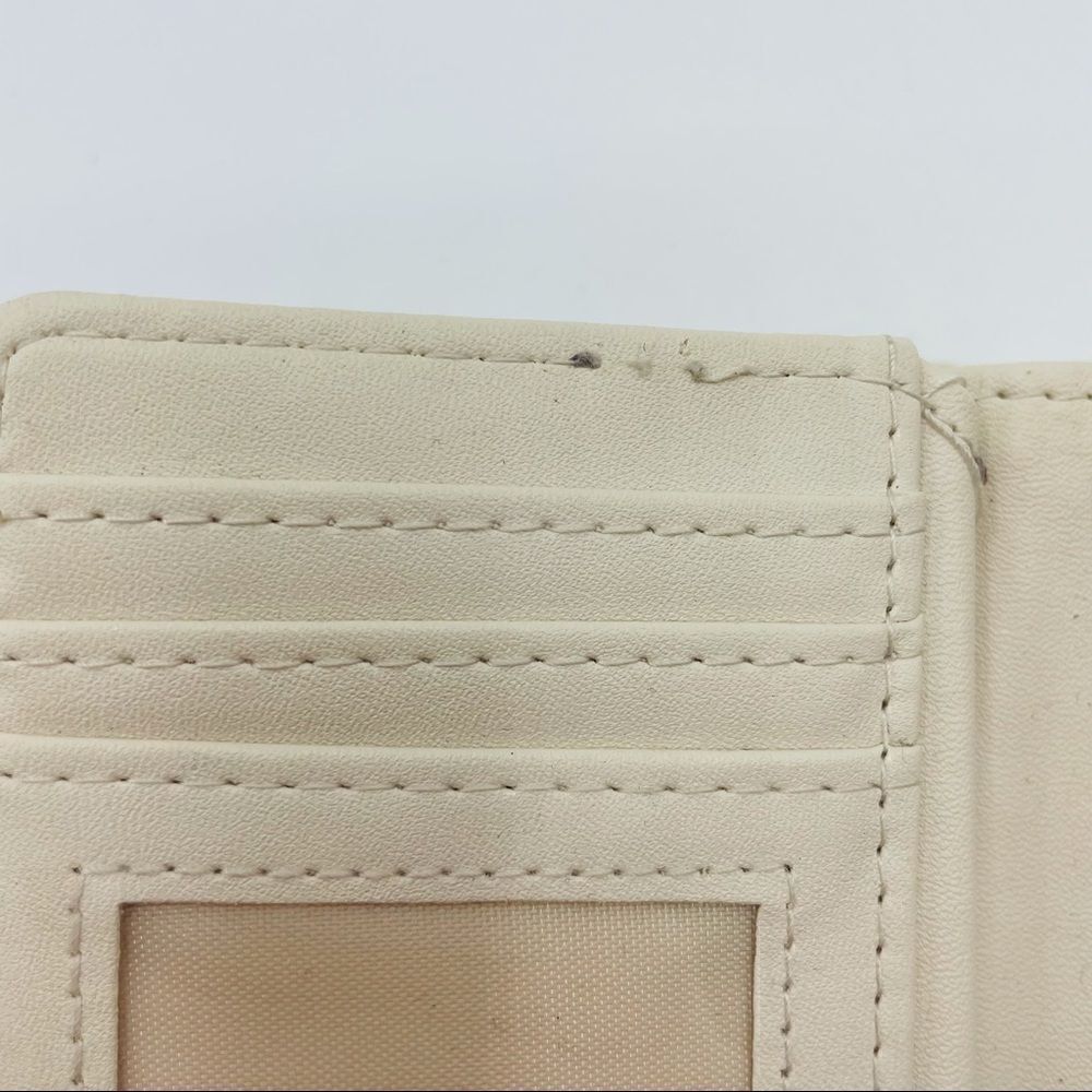 Safekeeper Weaved Design Wallet  - Picture 5 of 7